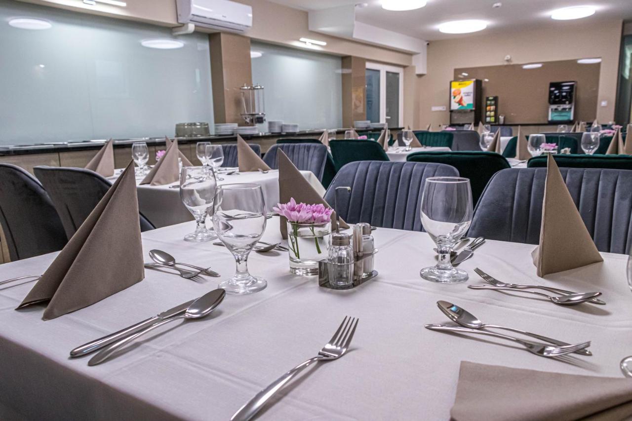 Hotel Crystal Hajdúszoboszló 외부 사진